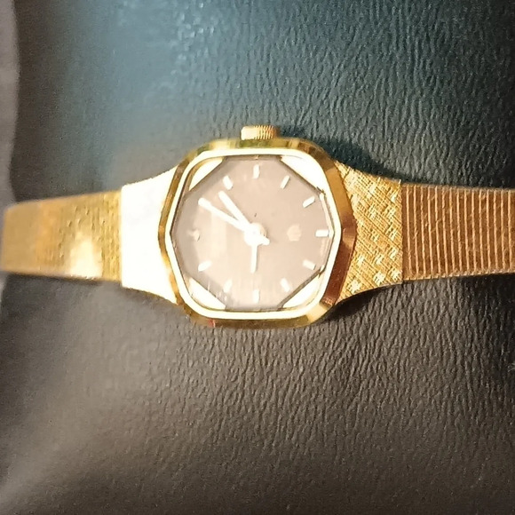 RARE VINTAGE ORIENT QUARTZ WATCH JAPAN - Picture 3 of 10